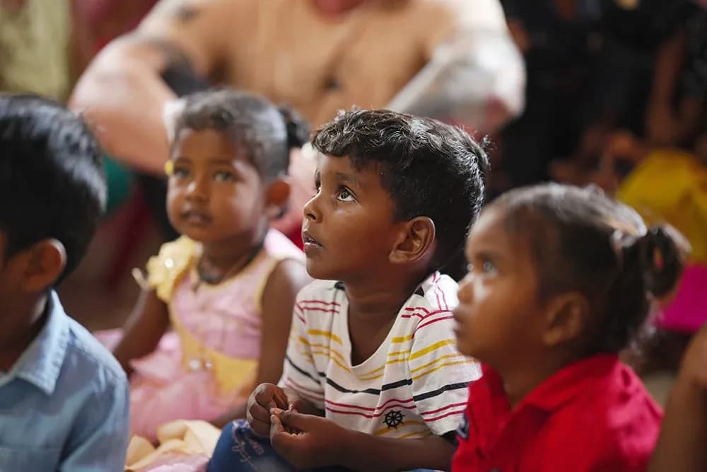 EVERY CHILD DESERVES HEALTHCARE.